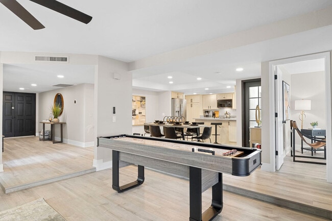 Foto del edificio - 4124 N 79th St