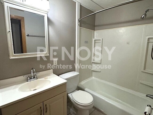 Foto del edificio - 10840 Rockford Rd