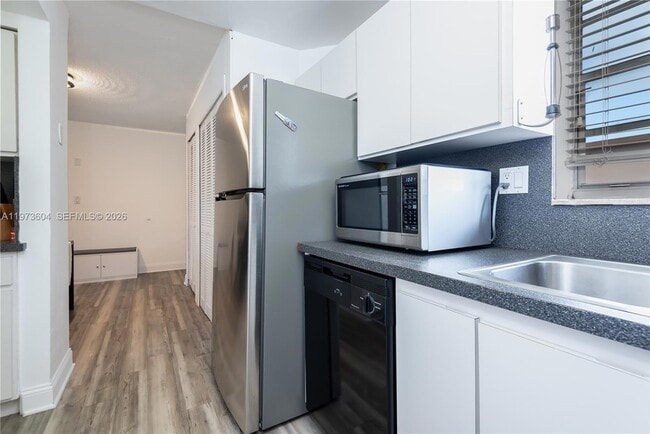 Photo - 8889 Fontainebleau Blvd Apartment