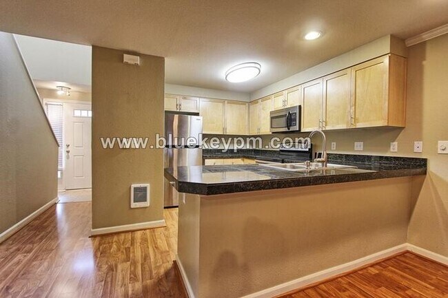 Foto del edificio - Primary Bedroom on Main Floor, 3 Bed, 2.5 ...