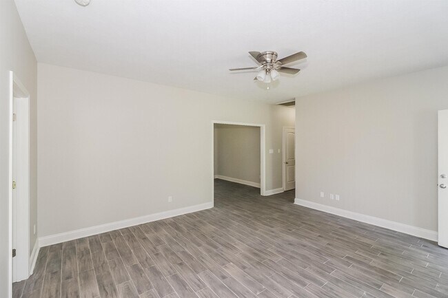 Building Photo - 3402 Hallshire Dr