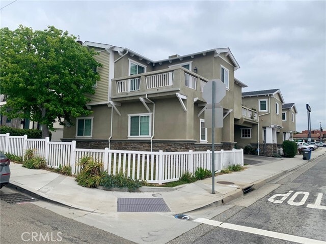 Foto del edificio - 1903 MacKay Ln