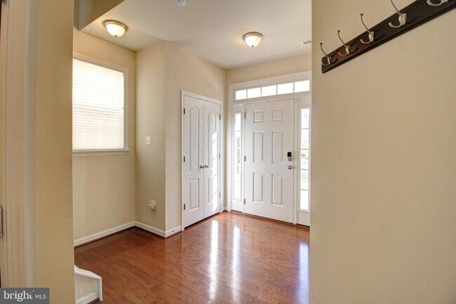 Building Photo - 2812 Shearwater Ln