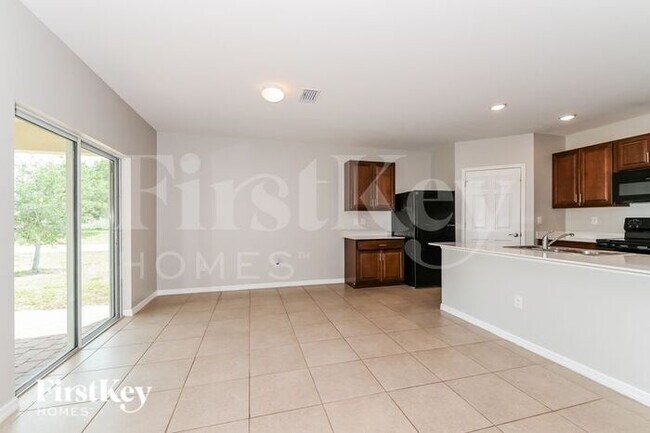Foto del edificio - 217 SE 27th St
