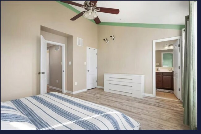 Dormitorio principal - 12901 Tidal Ln