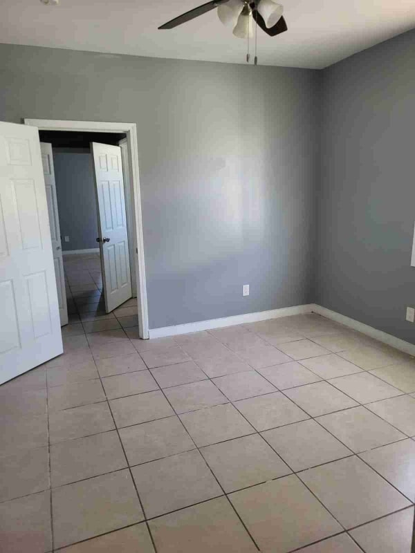 Building Photo - 2122 Desire St