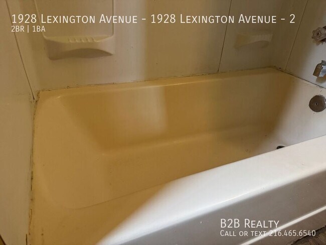 Building Photo - 1928 Lexington Ave