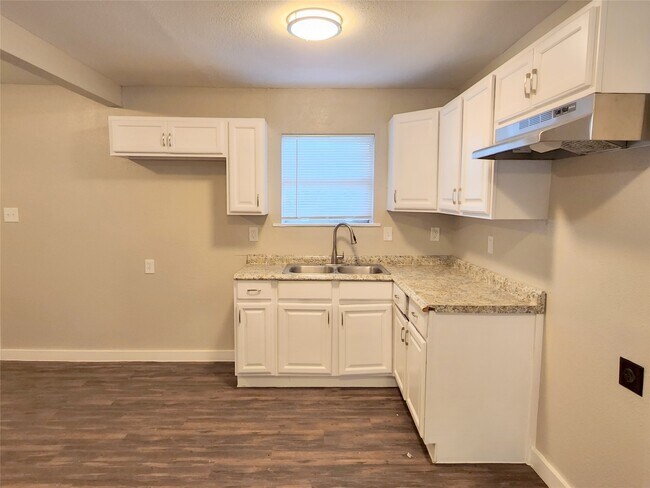 Foto del edificio - 1106 2nd Ave N