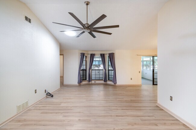 Foto del edificio - 3632 Fox Run