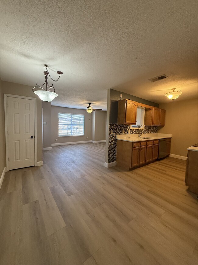 Foto del edificio - 2523 110th St