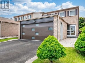 Building Photo - 34 Niagara Pl