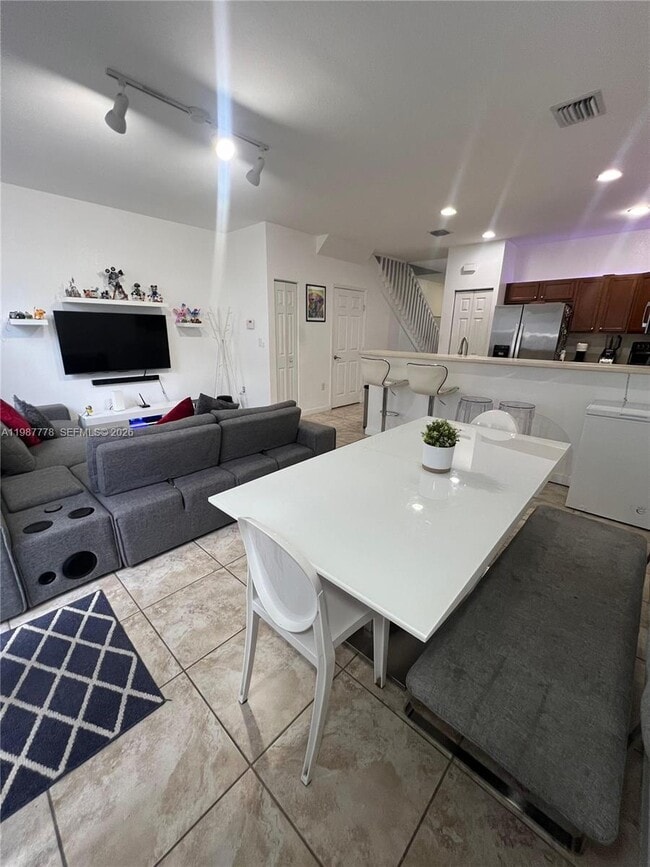 Foto del edificio - 8925 W 35th Ct