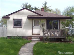 Primary Photo - Awesome 3 bedroom Ranch with Finished Base...