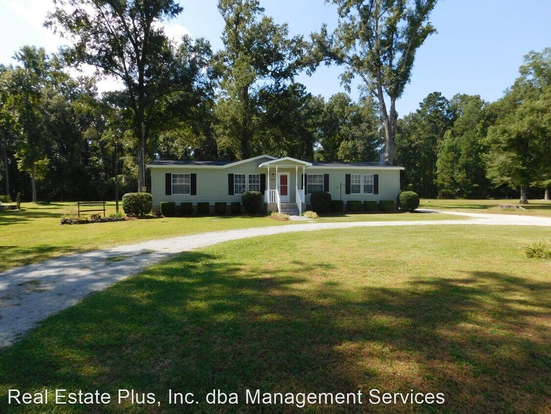 3 br, 2 bath House 4515 Old Cherry Point... House for Rent in New