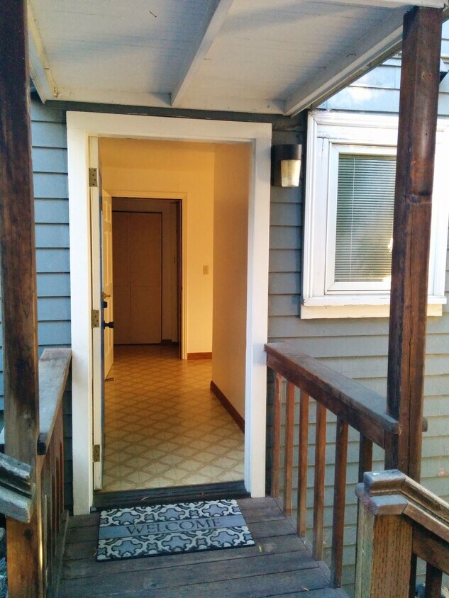 Foto principal - 1221 Escobar St