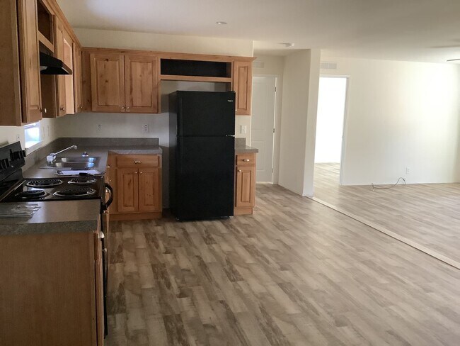 Foto del edificio - New 3 bedroom, 2 bath home