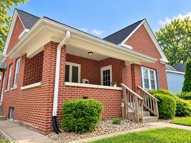 Foto del edificio - 525 S Woodlawn Ave