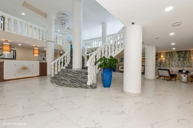 Foto del edificio - 710 N Ocean Blvd