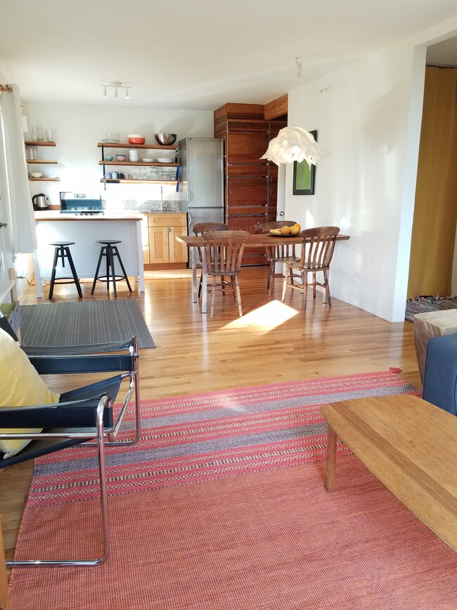 Foto del edificio - 1322 Dwight Way