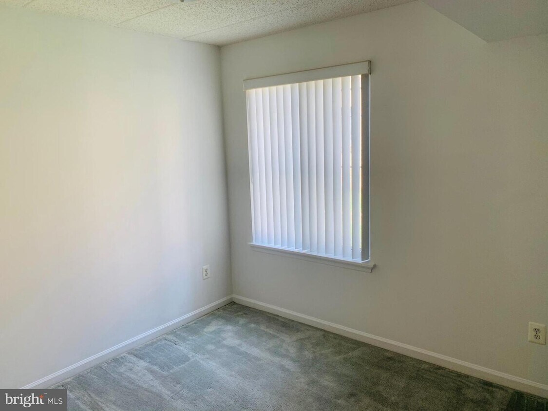 Foto principal - 1225 Norwalk Rd