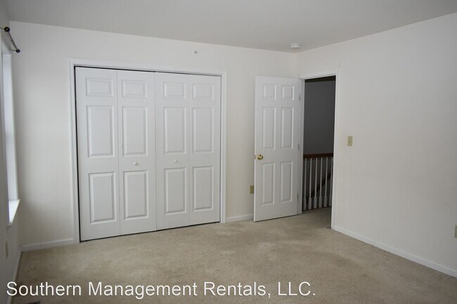 Building Photo - 2 br, 1.5 bath House - 3 B Berlin St