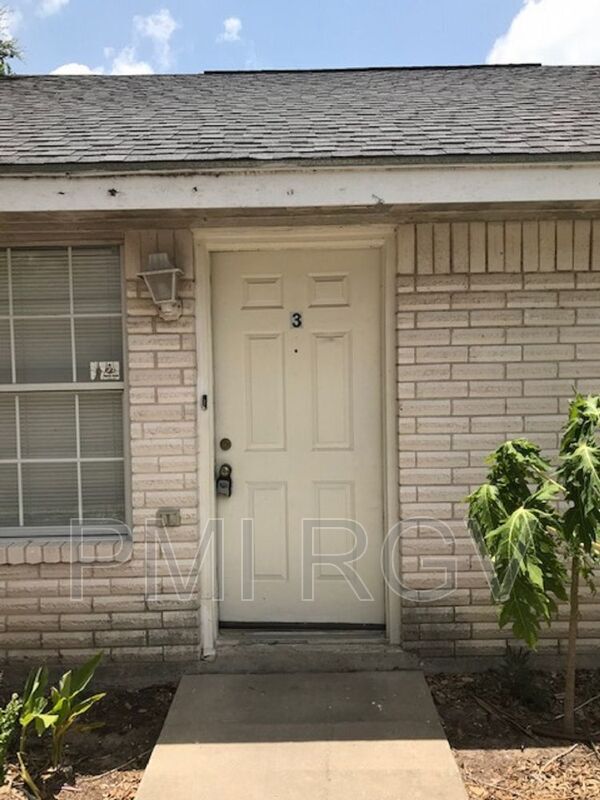 Foto del edificio - 700 Sandpiper Ave