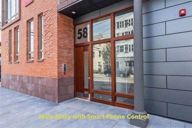 Remote Controlled Main Entry - 58 Coles St