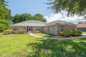Building Photo - 187 Pinta Cir