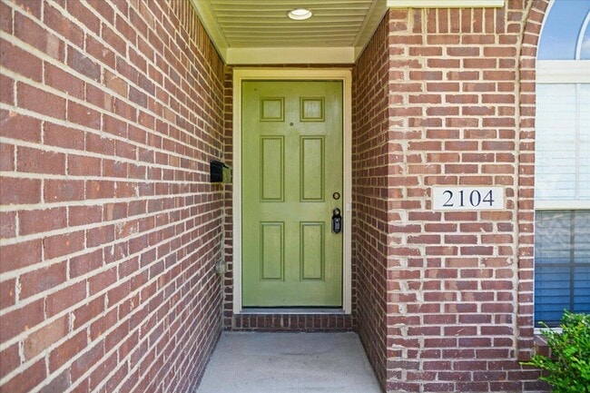 Building Photo - 2104 Millstone Way