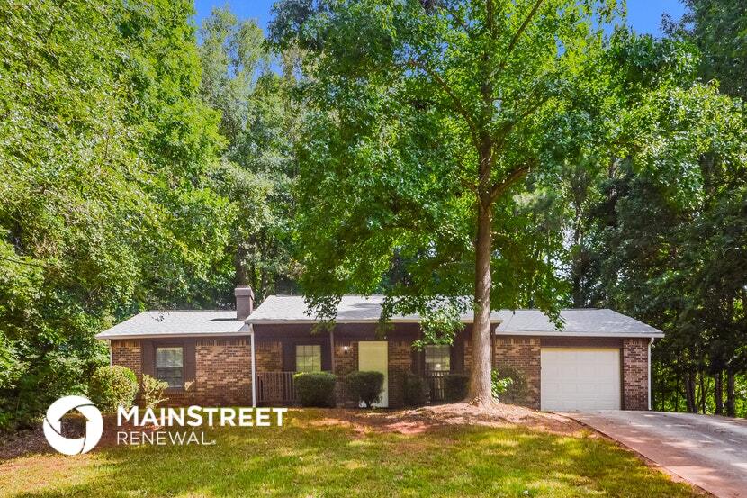 Primary Photo - 4585 Old Lake Dr