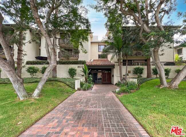Foto del edificio - 8512 Tuscany Ave