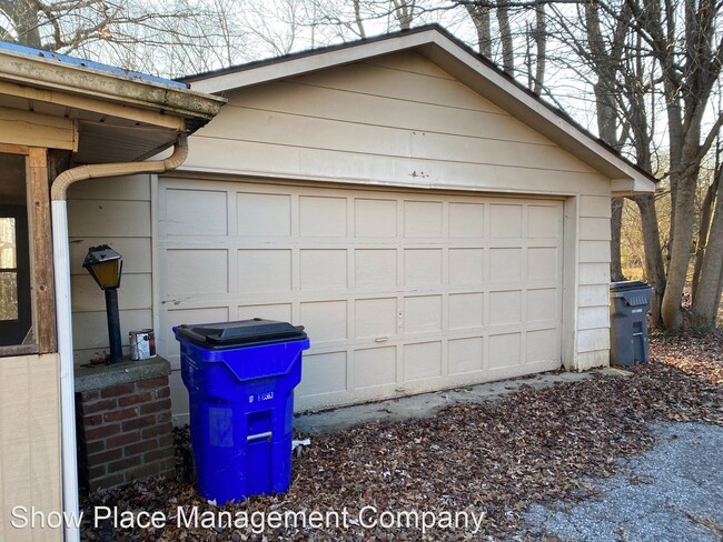 Building Photo - 4 br, 1.5 bath House - 3321 High Hope rd