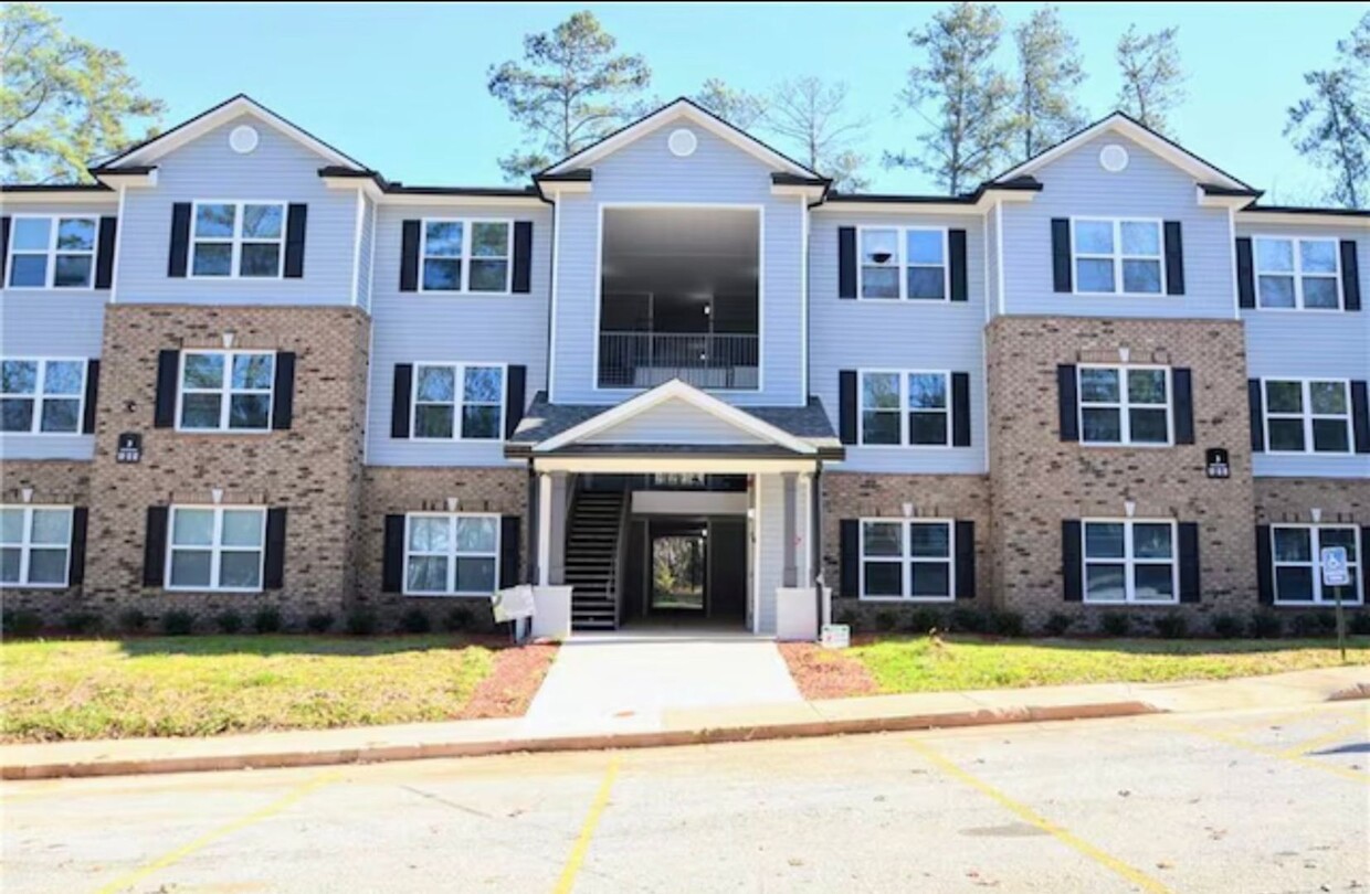 Brand-New 3-Bedroom Condo – Walk to MARTA! - Brand-New 3-Bedroom Condo  – Walk to MARTA!