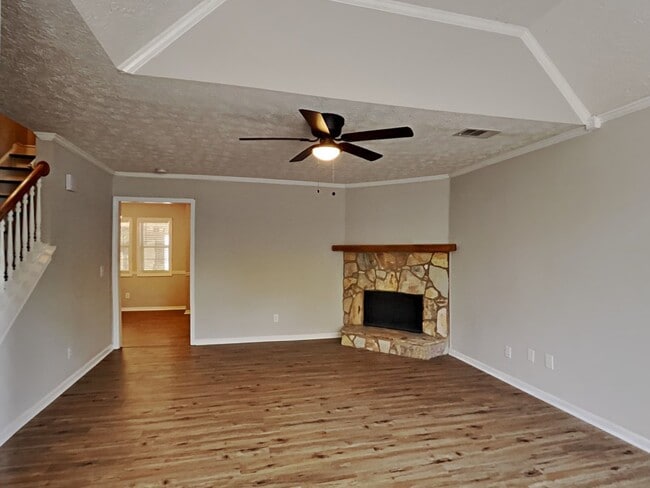 Foto del edificio - 3718 Cherokee Overlook Dr