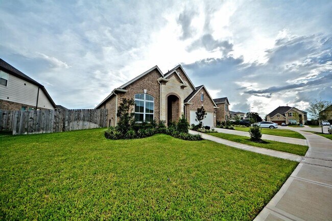 Building Photo - 4314 Shaded Arbor Way