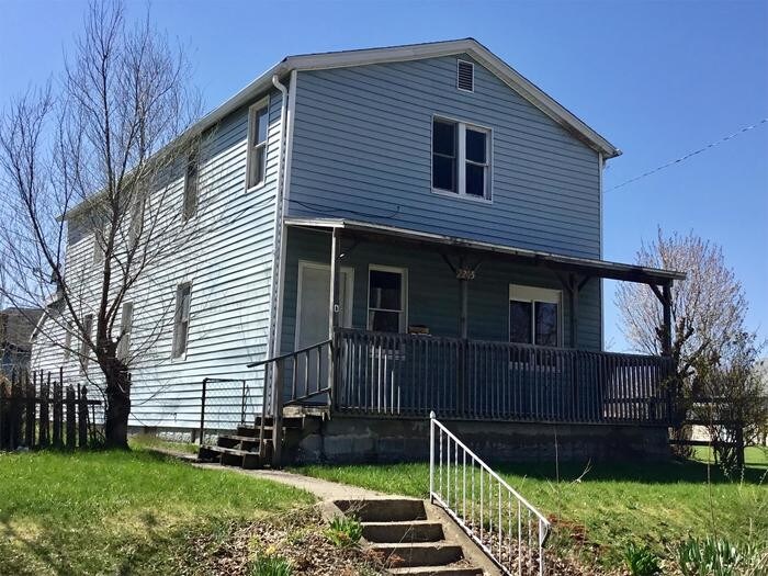 Primary Photo - 2205 S William St, South Bend, IN, 46613