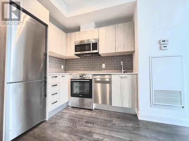 Photo du bâtiment - 42 Charles St E