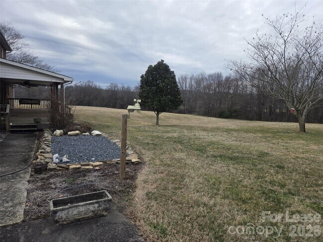 Building Photo - 1568 Triplett Rd