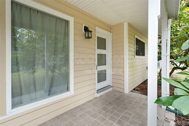 Foto del edificio - 11807 96th Ave SW