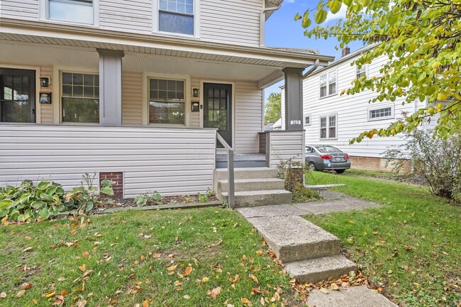 Building Photo - 263 Crestview Rd