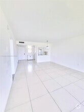 Building Photo - 3010 Marcos Dr