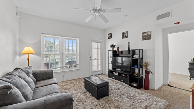 Photo - 23540 Walden Center Dr Apartment