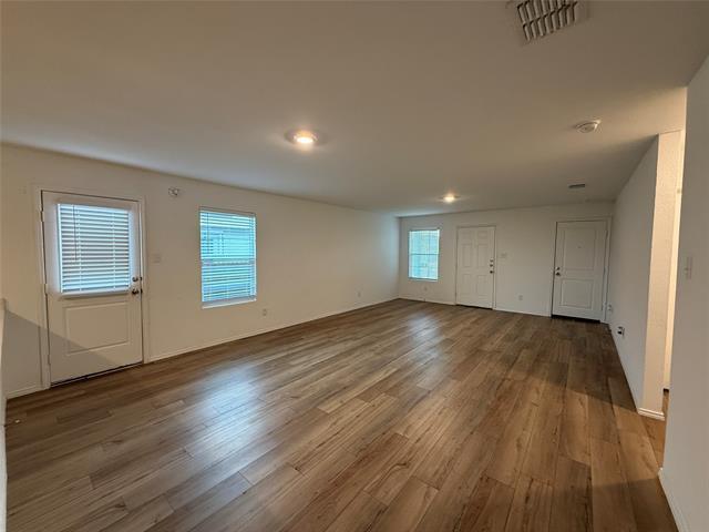 Foto del edificio - 531 Cochran Dr