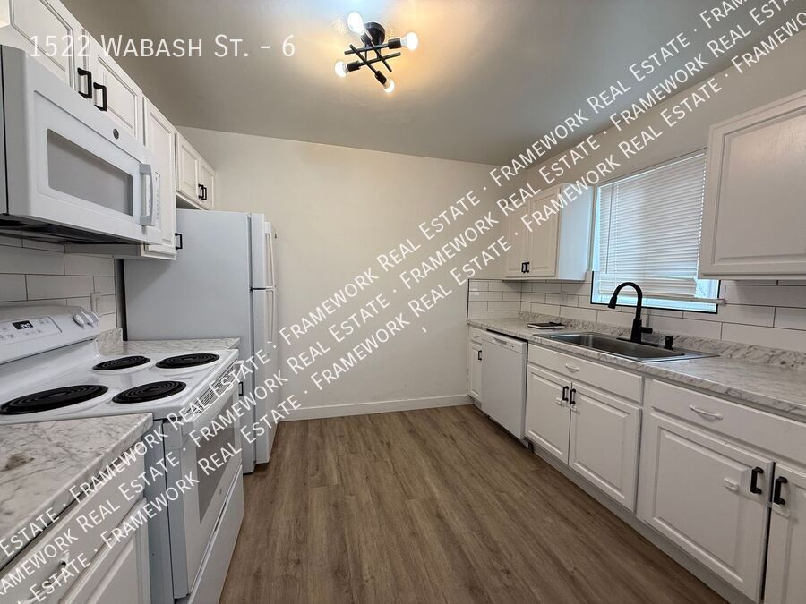 Photo - 1522 Wabash St.-6