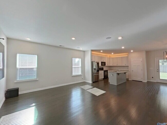 Building Photo - "Charming 3-Bed Oasis with Granite Touches & Hardwood Elegance and loads of high tech upgrades in...