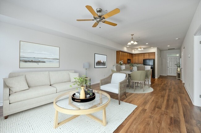 Interior Photo - Barclay Square at Princeton Forrestal