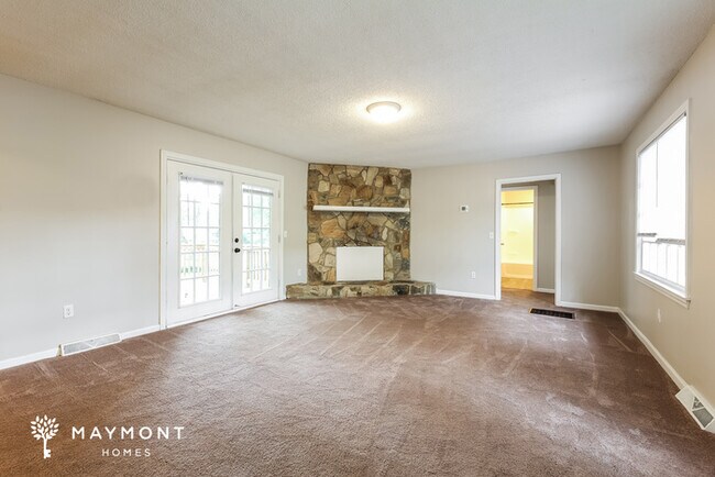 Foto del edificio - 421 Sellwood Cir