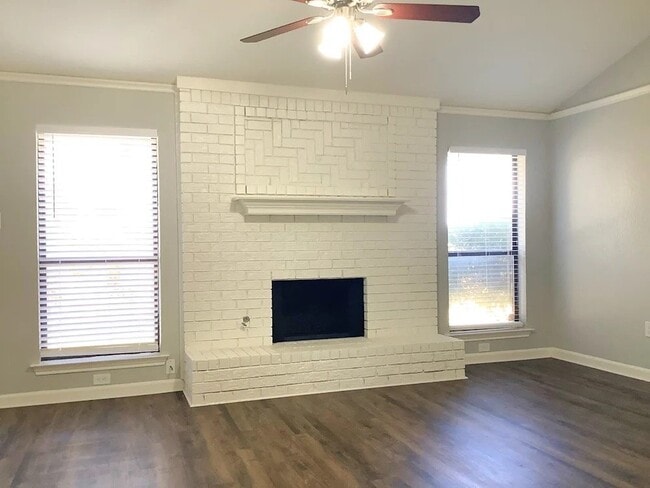 Building Photo - 1429 Brenda Dr