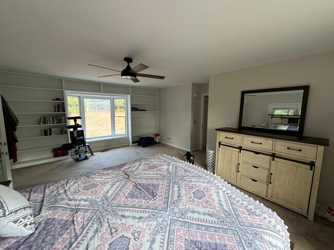Foto del edificio - 221 Horse Pen Ln
