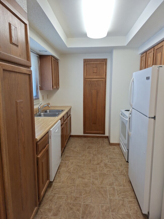 Foto del edificio - 1302 Galeta Ave